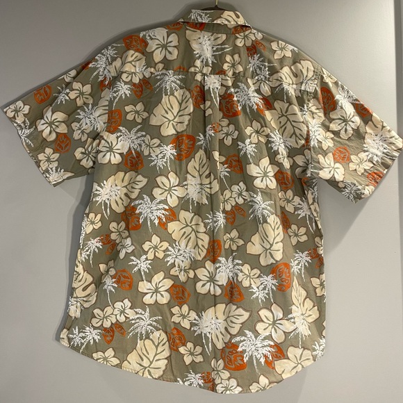 David Taylor Hawaiian Shirt XL Aloha Floral Palm Tree Button Up Vacation - Picture 3 of 6